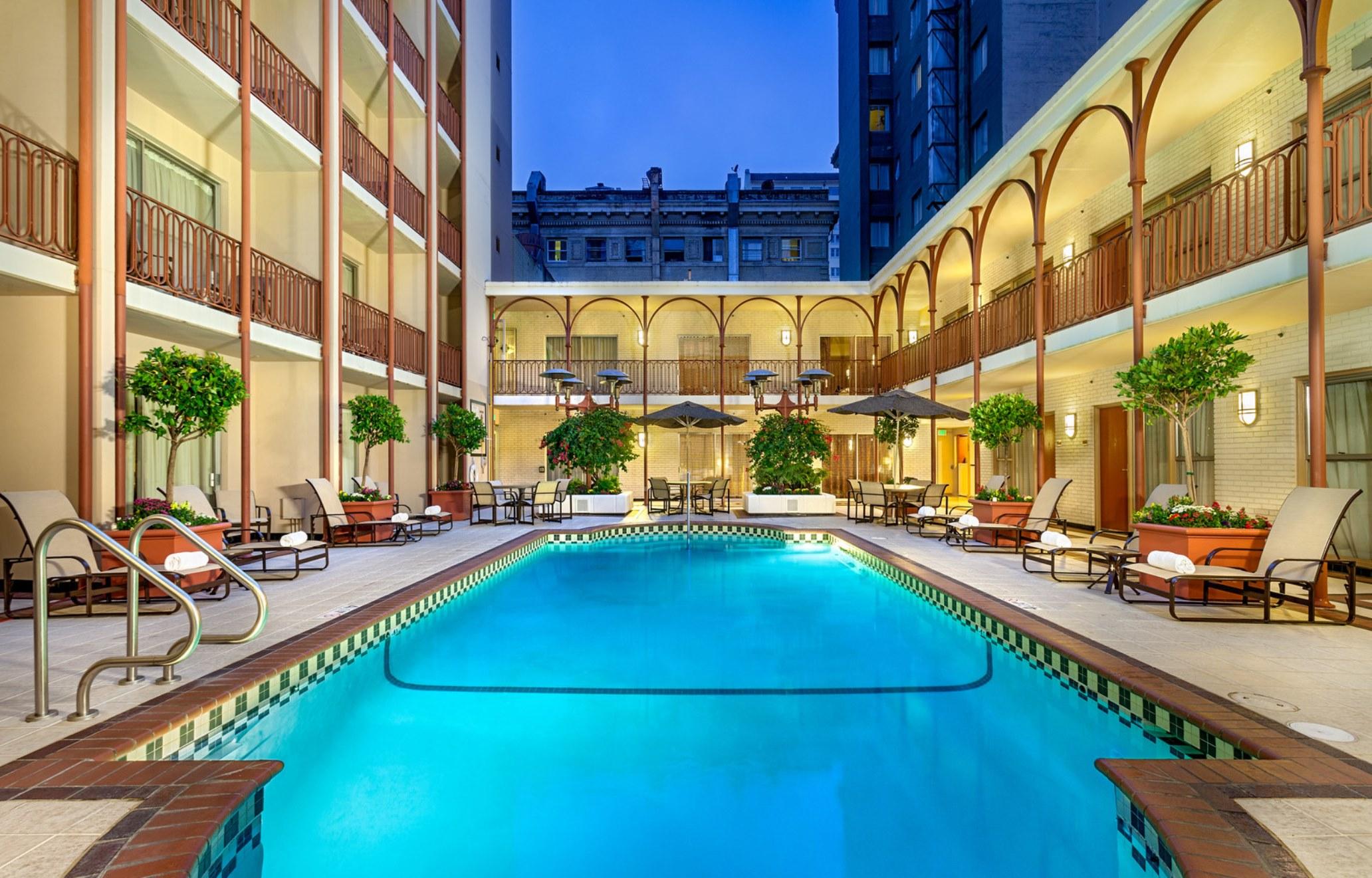 Handlery Union Square Hotel 3*