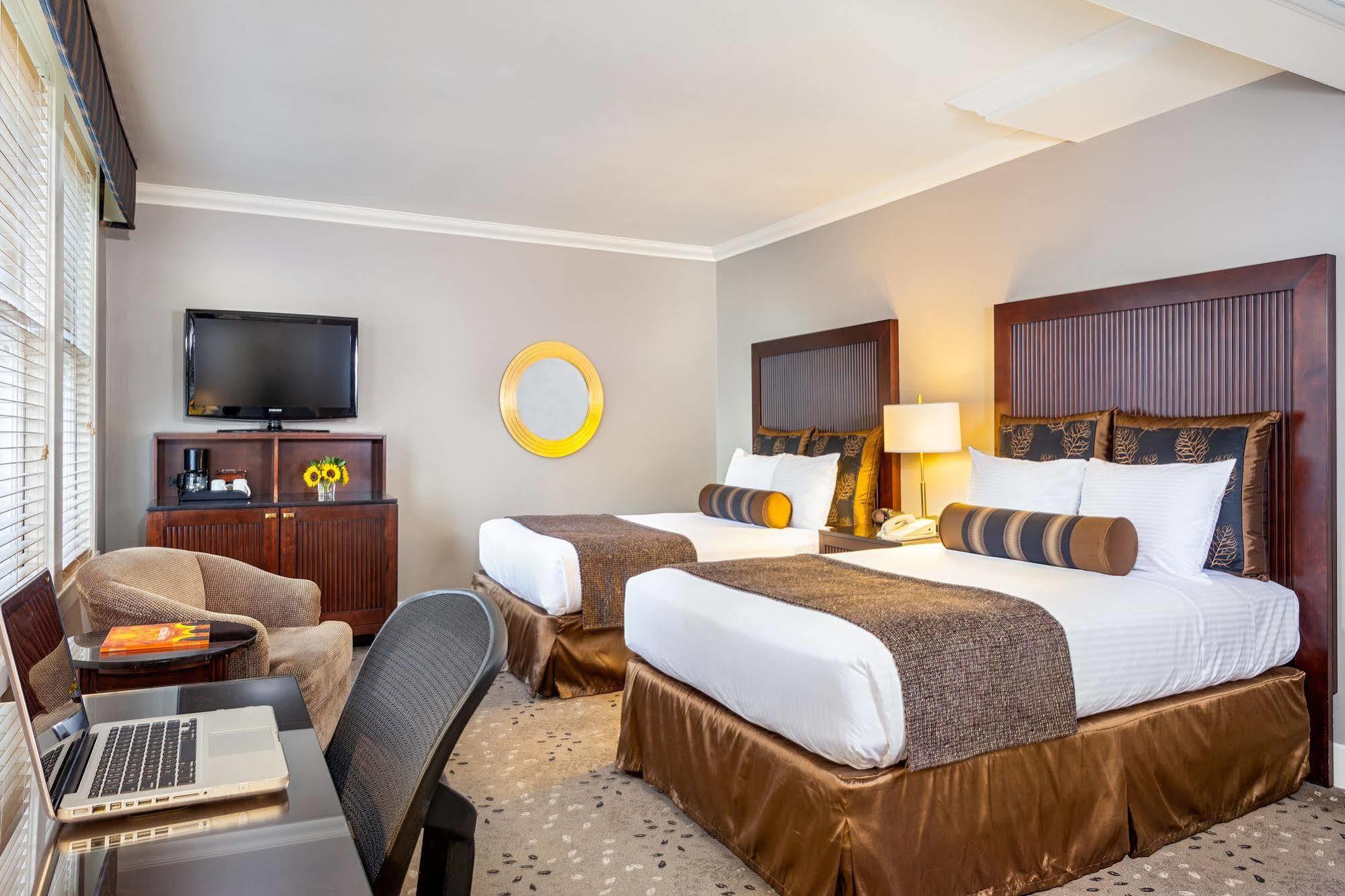 Handlery Union Square Hotel 3*