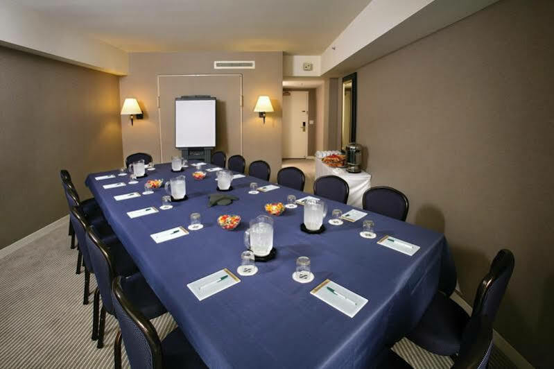 Handlery Union Square Hotel 3*
